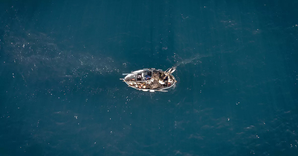 Peschereccio visto da drone
